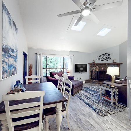 Cozy Mountain Townhome Флагстафф Экстерьер фото