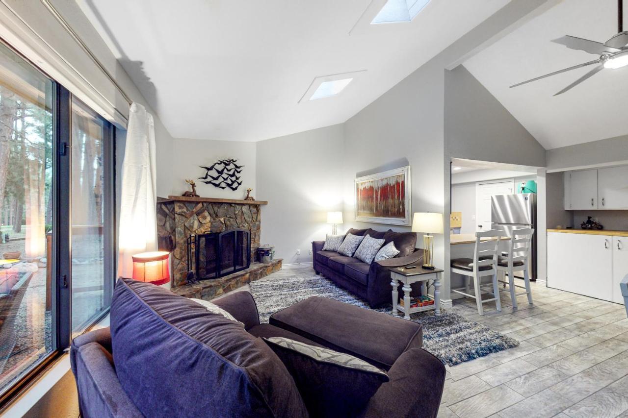 Cozy Mountain Townhome Флагстафф Экстерьер фото